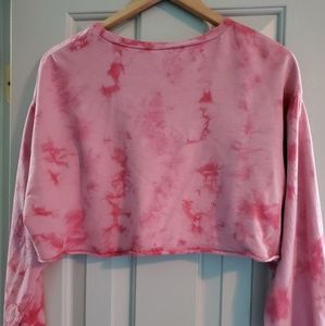 Pink long sleeve crop top